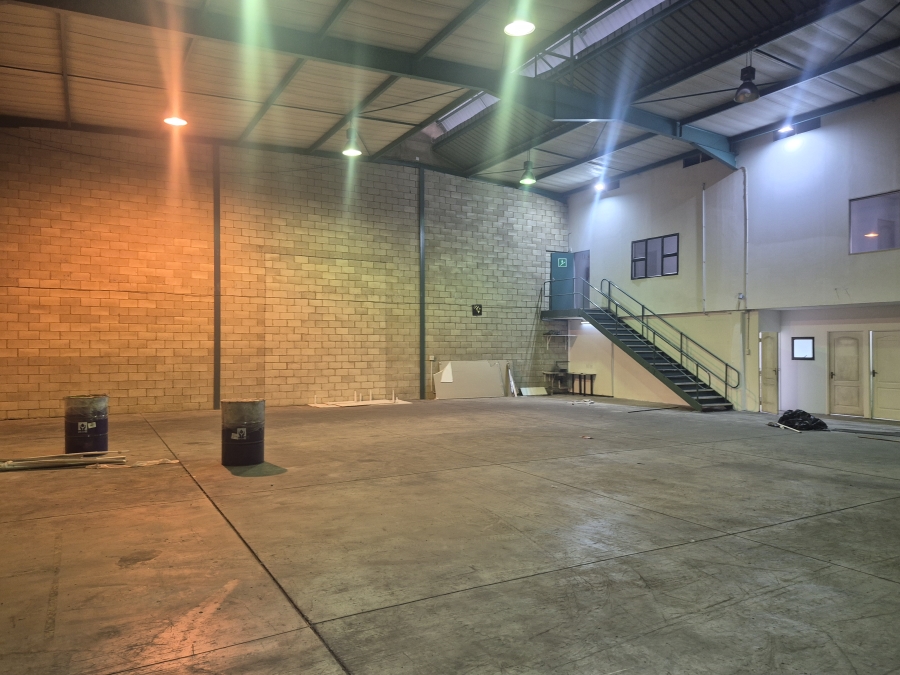 To Let Commercial Property for Rent in Linbro Park Gauteng