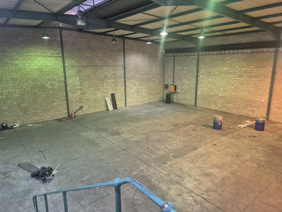 To Let Commercial Property for Rent in Linbro Park Gauteng