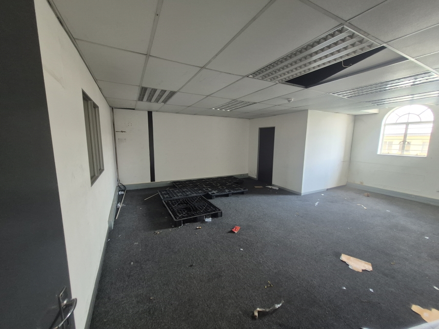 To Let Commercial Property for Rent in Linbro Park Gauteng