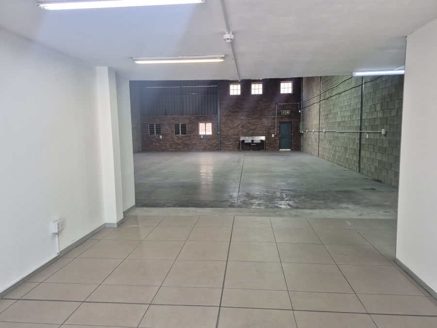 To Let Commercial Property for Rent in Linbro Park Gauteng
