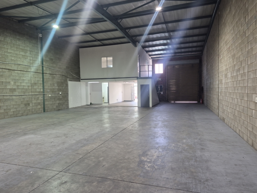 To Let Commercial Property for Rent in Linbro Park Gauteng