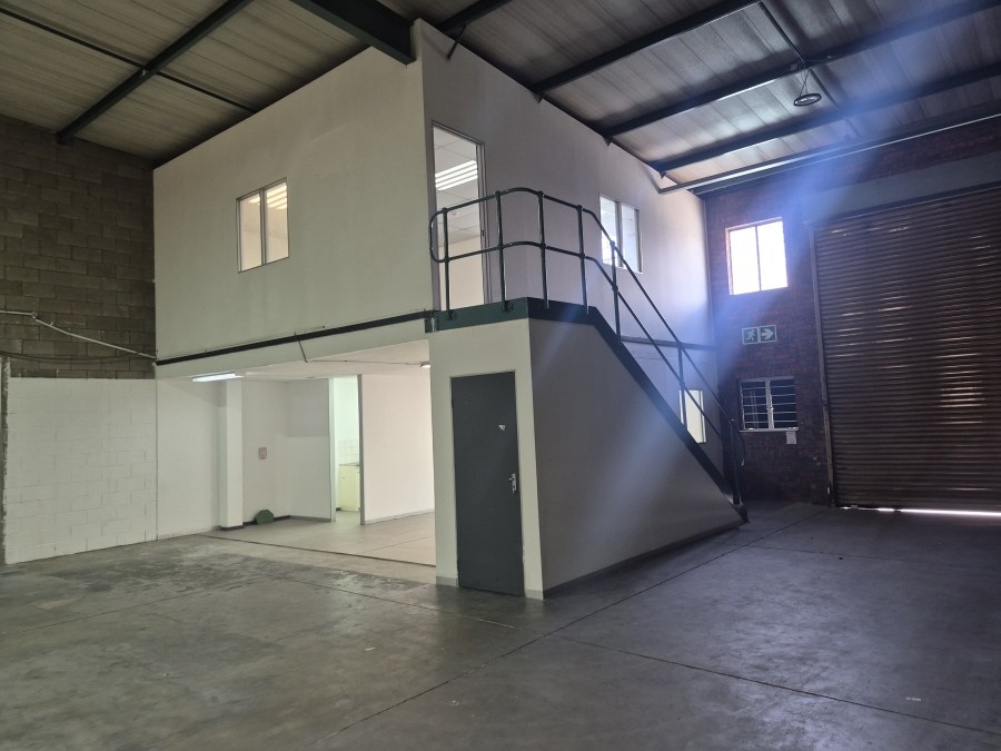 To Let Commercial Property for Rent in Linbro Park Gauteng