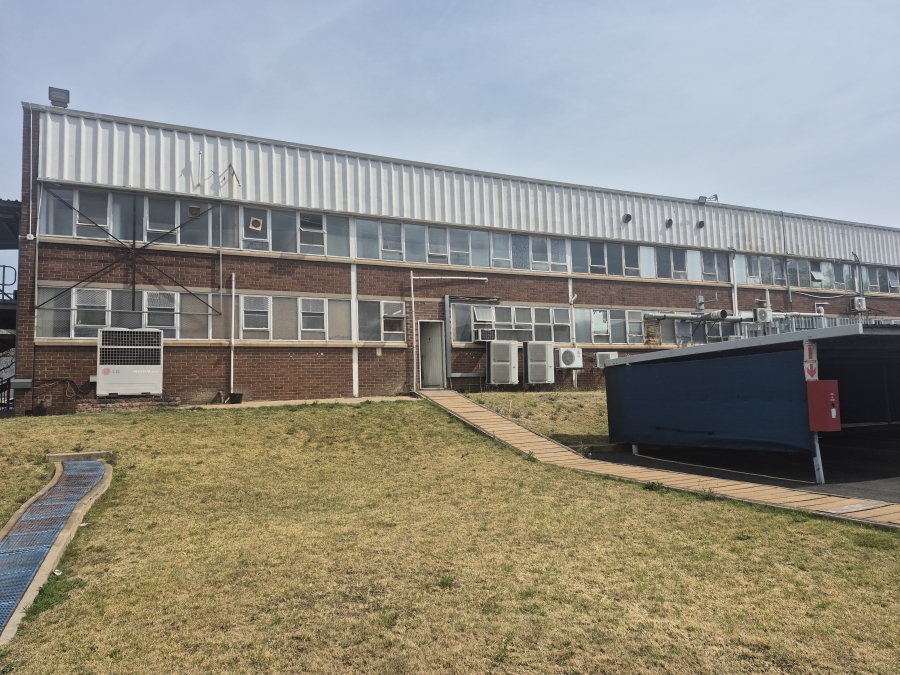 To Let Commercial Property for Rent in Elandsfontein Gauteng