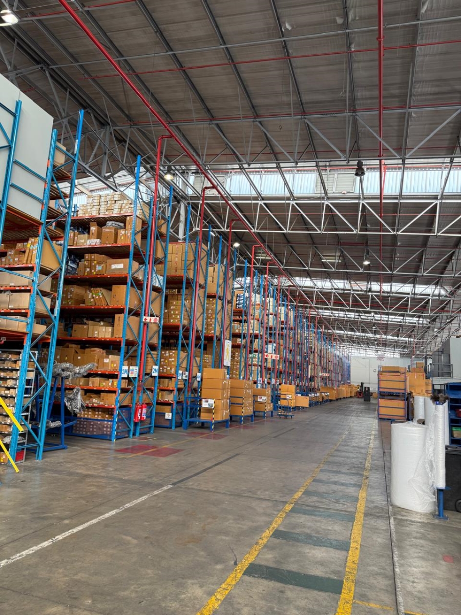 To Let Commercial Property for Rent in Linbro Park Gauteng