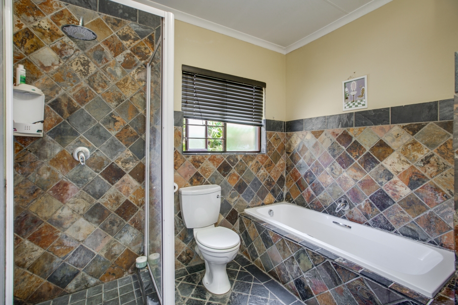 3 Bedroom Property for Sale in Beverley Gauteng