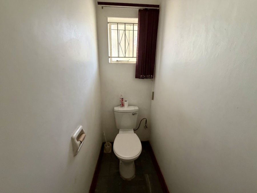 3 Bedroom Property for Sale in Queenswood Gauteng