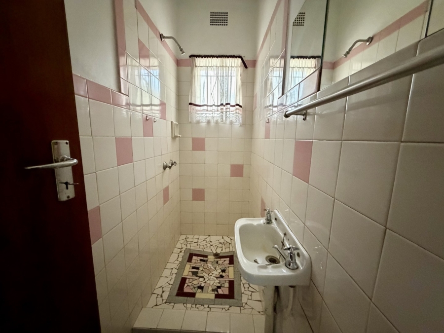 3 Bedroom Property for Sale in Queenswood Gauteng