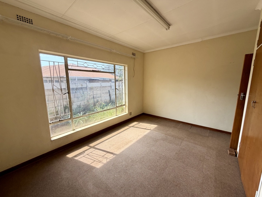 3 Bedroom Property for Sale in Queenswood Gauteng
