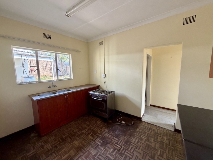 3 Bedroom Property for Sale in Queenswood Gauteng
