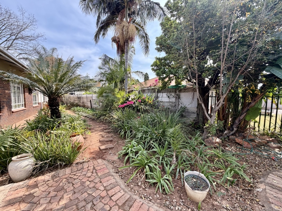 3 Bedroom Property for Sale in Queenswood Gauteng