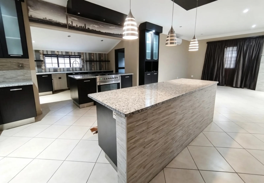 To Let 4 Bedroom Property for Rent in Villieria Gauteng