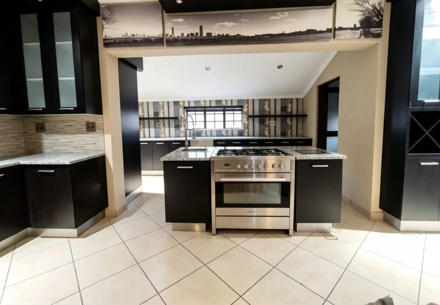 To Let 4 Bedroom Property for Rent in Villieria Gauteng