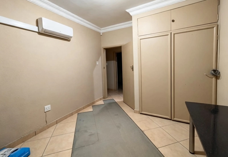 To Let 4 Bedroom Property for Rent in Villieria Gauteng
