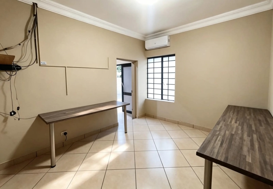 To Let 4 Bedroom Property for Rent in Villieria Gauteng
