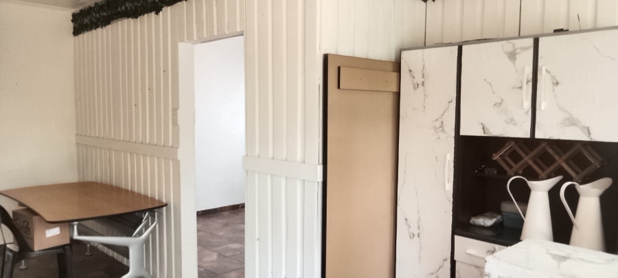 To Let 1 Bedroom Property for Rent in Kibler Park Gauteng