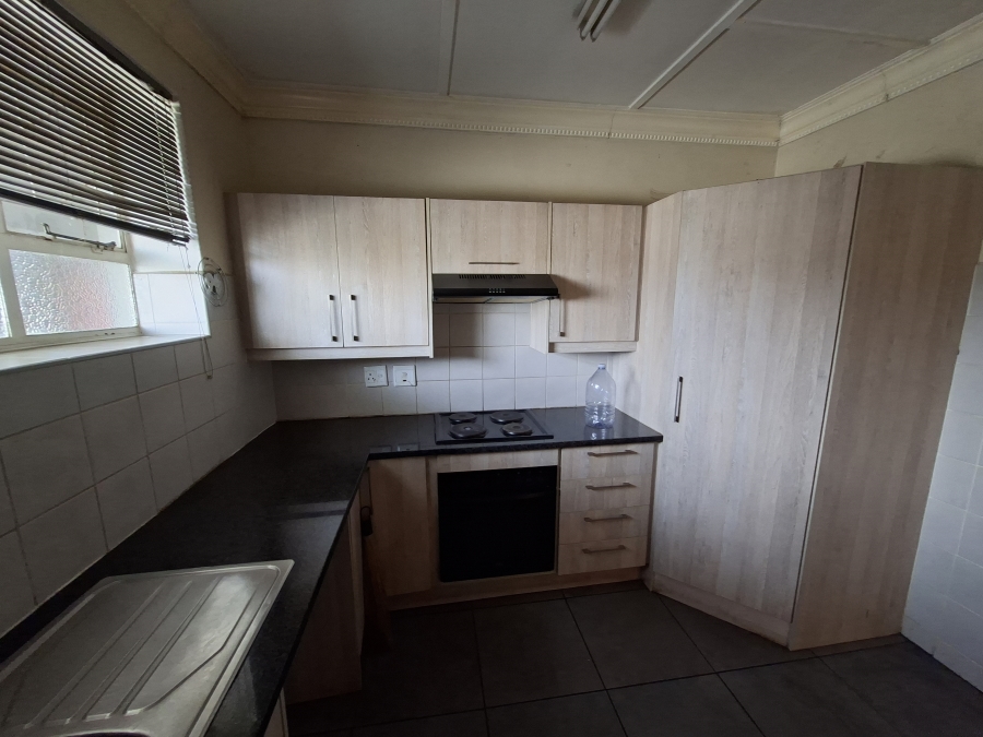1 Bedroom Property for Sale in Lambton Gauteng