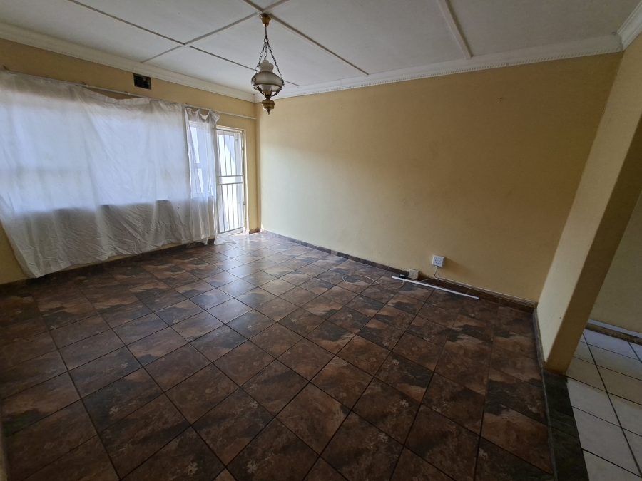 1 Bedroom Property for Sale in Lambton Gauteng
