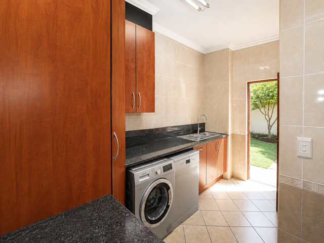 4 Bedroom Property for Sale in Midstream Estate Gauteng
