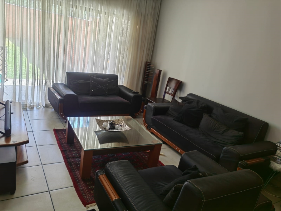 3 Bedroom Property for Sale in Oakdene Gauteng