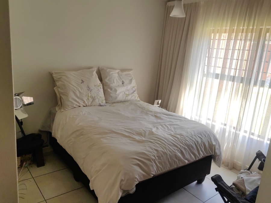 3 Bedroom Property for Sale in Oakdene Gauteng