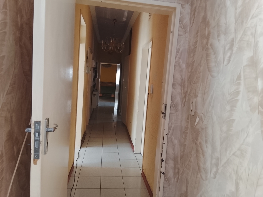 4 Bedroom Property for Sale in Vanderbijlpark SE 7 Gauteng