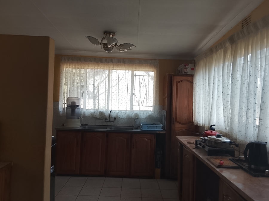 4 Bedroom Property for Sale in Vanderbijlpark SE 7 Gauteng
