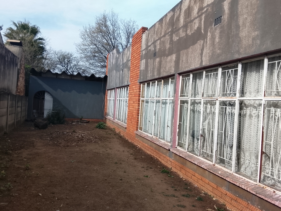 4 Bedroom Property for Sale in Vanderbijlpark SE 7 Gauteng