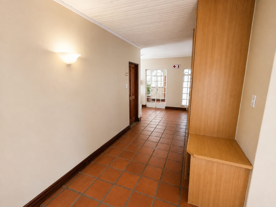 Commercial Property for Sale in Die Hoewes Gauteng