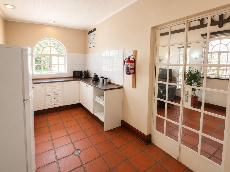 Commercial Property for Sale in Die Hoewes Gauteng