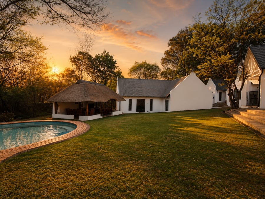 Commercial Property for Sale in Die Hoewes Gauteng
