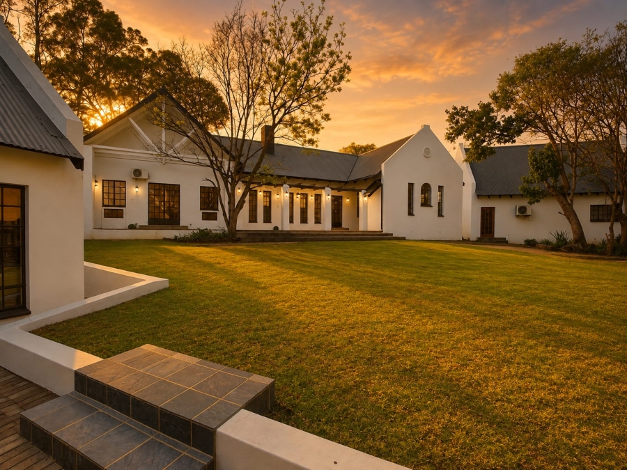 Commercial Property for Sale in Die Hoewes Gauteng