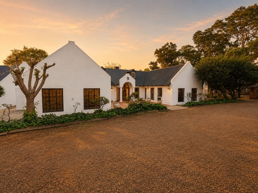Commercial Property for Sale in Die Hoewes Gauteng