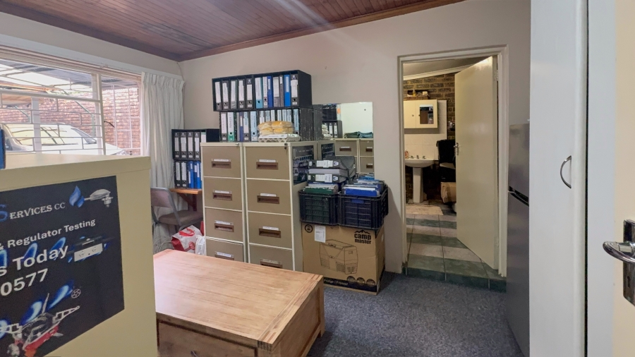 To Let 1 Bedroom Property for Rent in Eloffsdal Gauteng