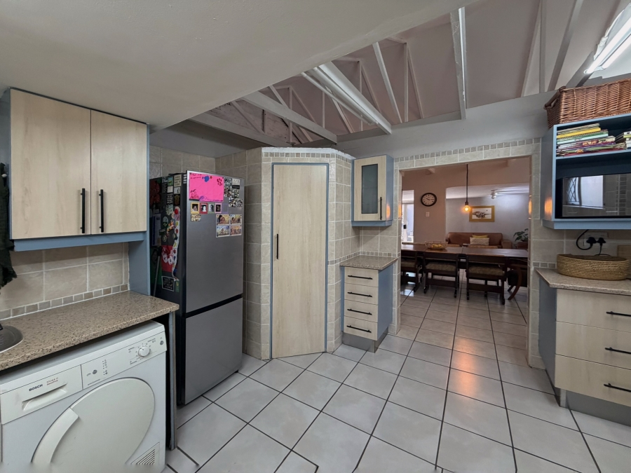 4 Bedroom Property for Sale in Magalieskruin Gauteng