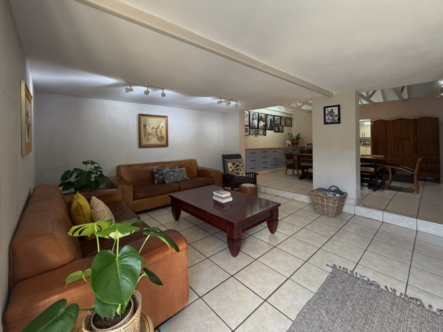 4 Bedroom Property for Sale in Magalieskruin Gauteng