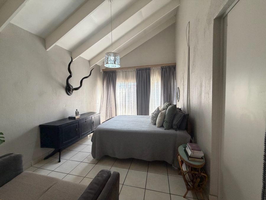 4 Bedroom Property for Sale in Magalieskruin Gauteng