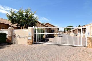 2 Bedroom Property for Sale in Stone Ridge Gauteng