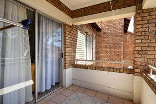 2 Bedroom Property for Sale in Stone Ridge Gauteng