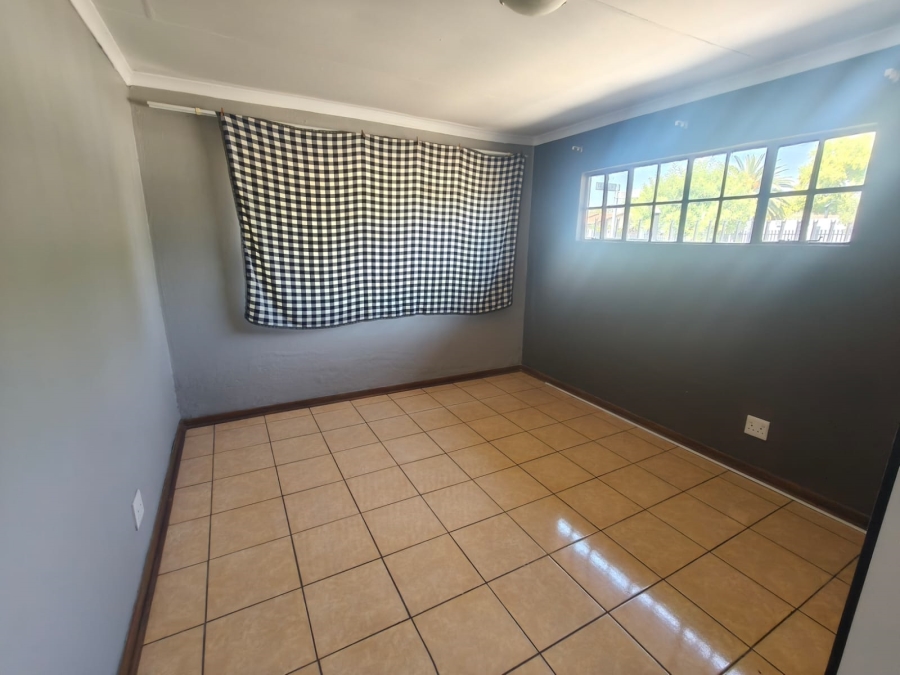 To Let 2 Bedroom Property for Rent in The Reeds Gauteng