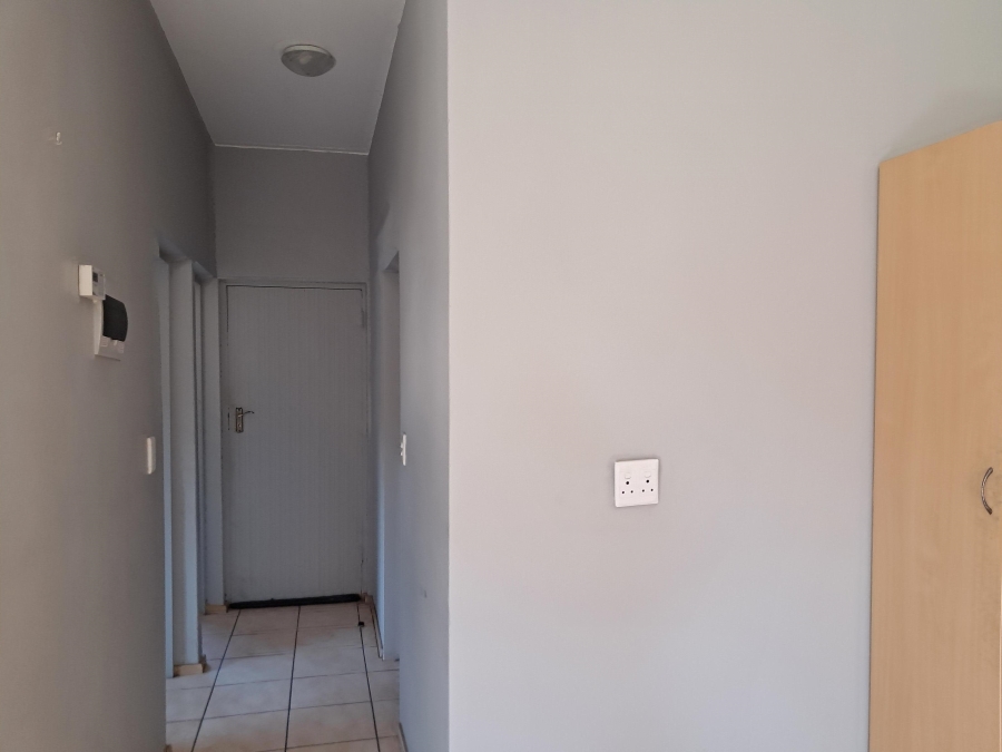 2 Bedroom Property for Sale in Benoni AH Gauteng