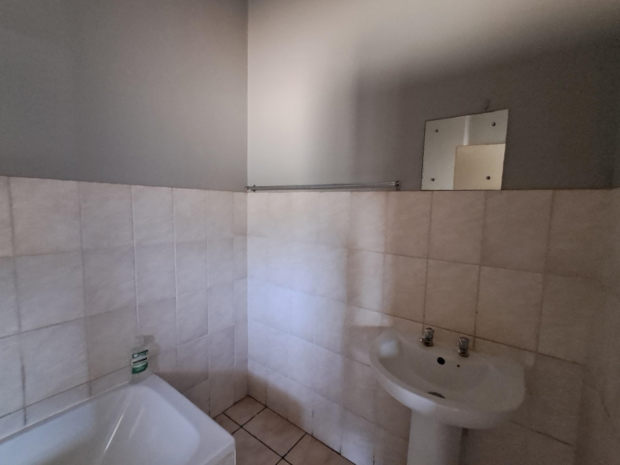2 Bedroom Property for Sale in Benoni AH Gauteng