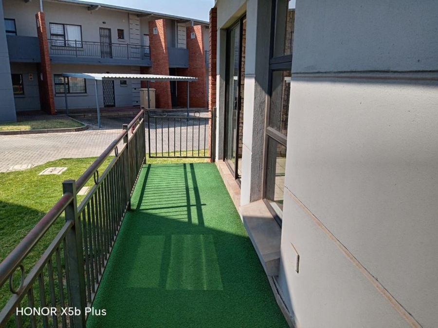 2 Bedroom Property for Sale in Benoni AH Gauteng
