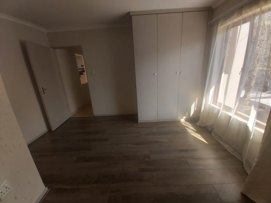 To Let 2 Bedroom Property for Rent in Ferndale Gauteng