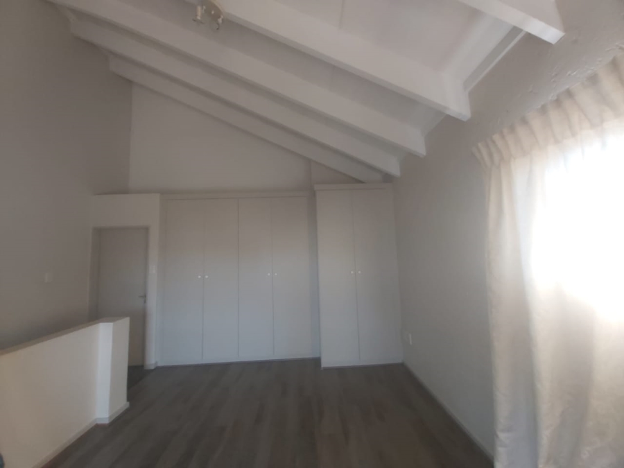 To Let 2 Bedroom Property for Rent in Ferndale Gauteng