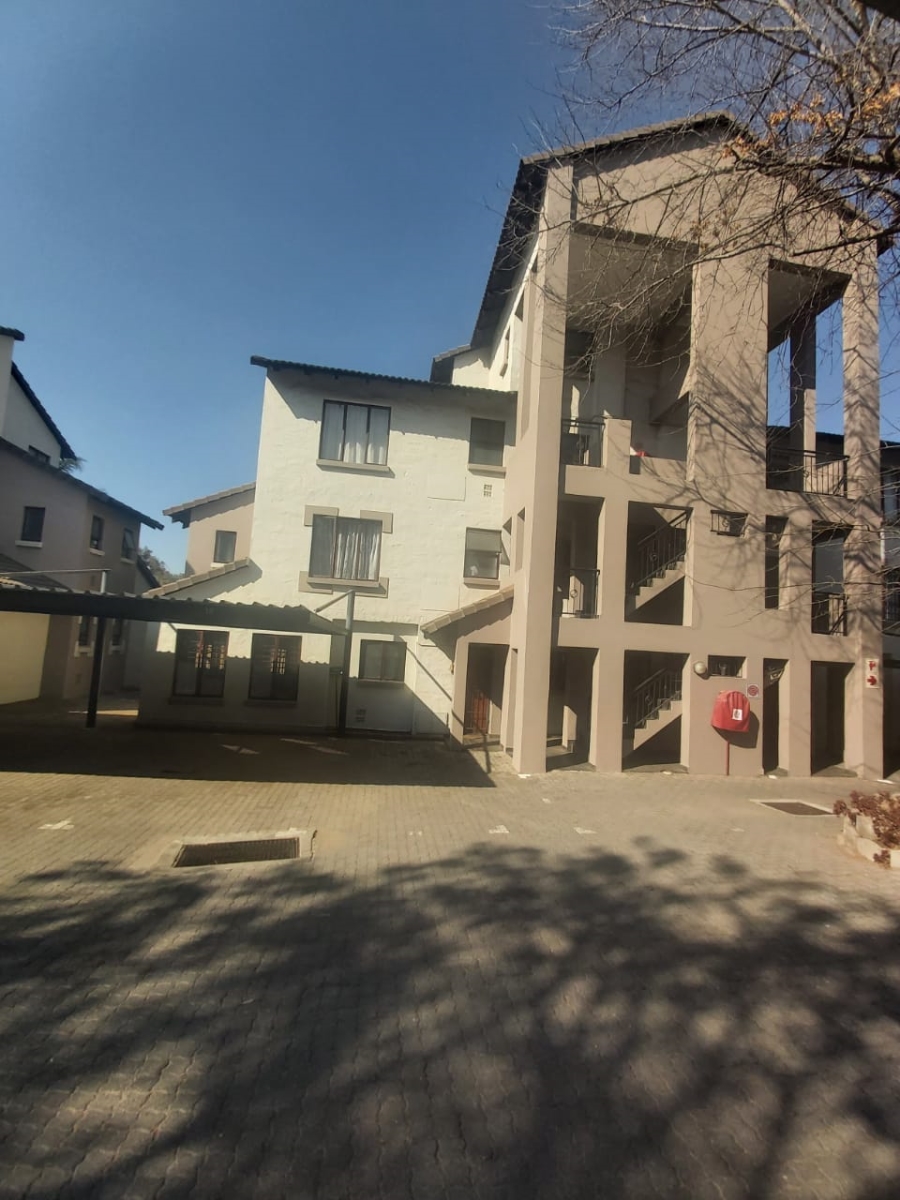 To Let 2 Bedroom Property for Rent in Ferndale Gauteng