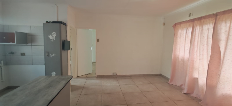 4 Bedroom Property for Sale in Crystal Park Gauteng