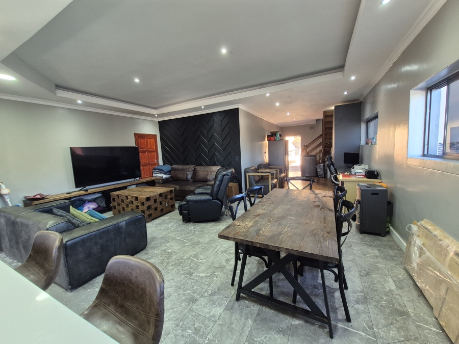 3 Bedroom Property for Sale in Solheim Gauteng