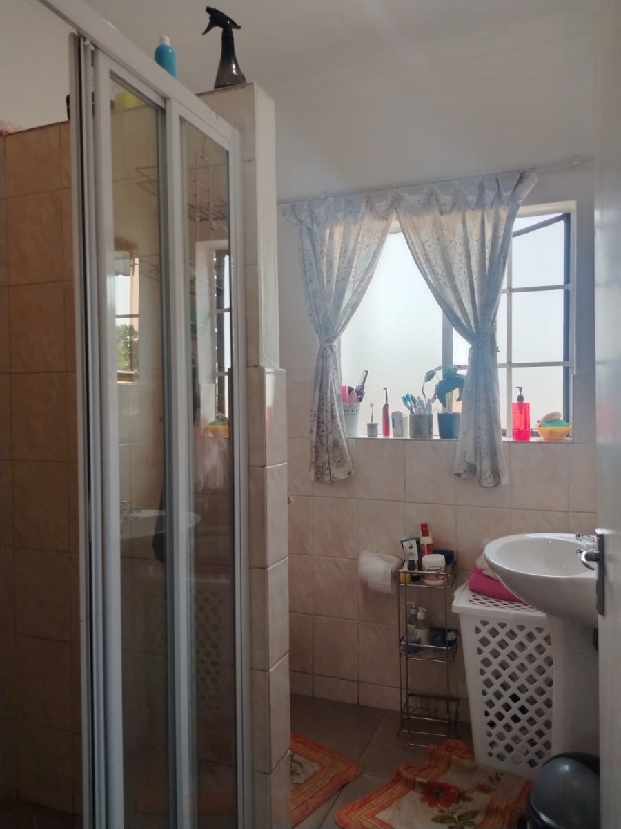 2 Bedroom Property for Sale in Elspark Gauteng