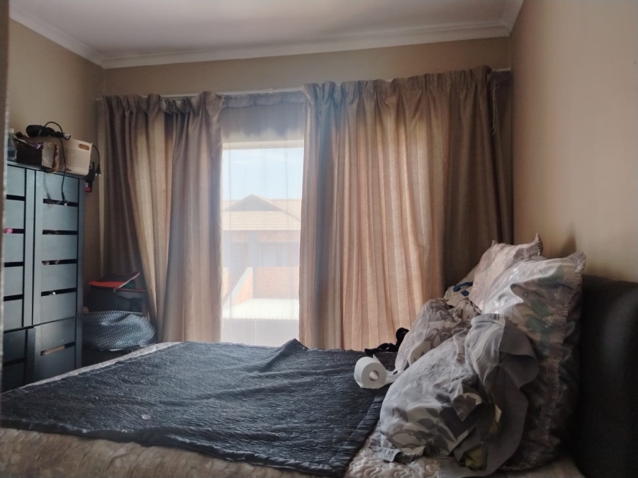2 Bedroom Property for Sale in Elspark Gauteng