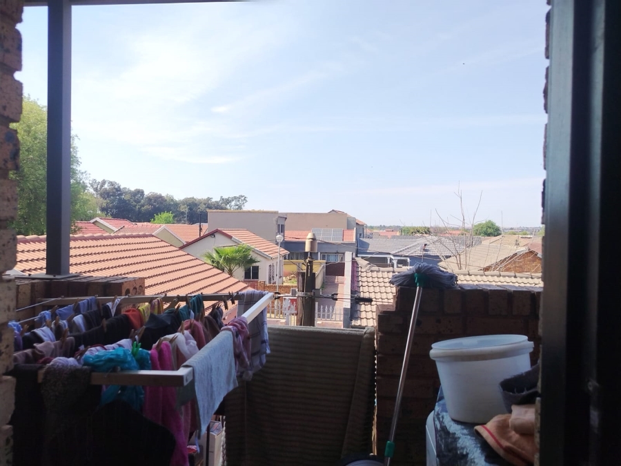 2 Bedroom Property for Sale in Elspark Gauteng